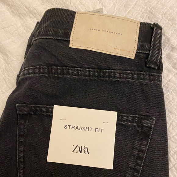 Zara straight fit jeans - Picture 2 of 2